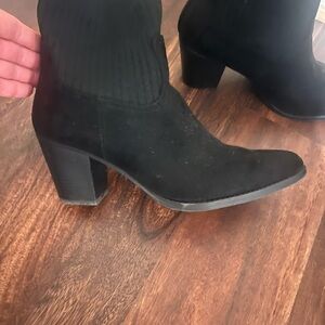 Black Heeled Boots with Chunky Block Heel